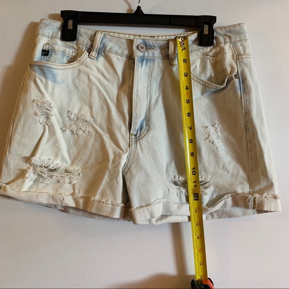 Kancan super high waisted distressed jean shorts L - Picture 8 of 8